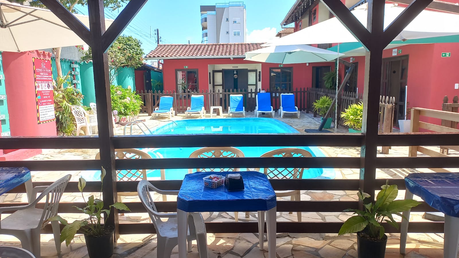 Vista do Quiosque para a piscina