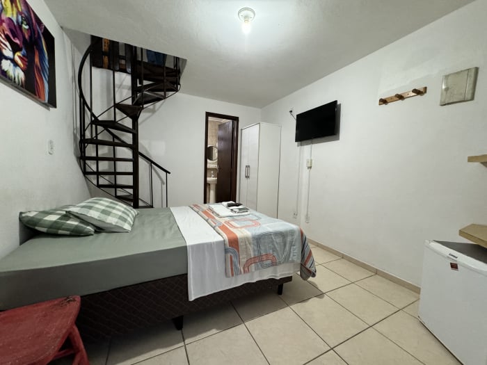 Nossas Acomodações - Quartos Limpos e Arejados e Camas muito Cheirosas e Limpesa impecavel. Pousada na Penha para o Beto Carrero? Pousada Vila D' Italia sua melhor opção com 18 quartos aconchegantes e melhor preço. Rua Luiz Vicente da Silva, 183 - Penha Santa Catarina - SC.
